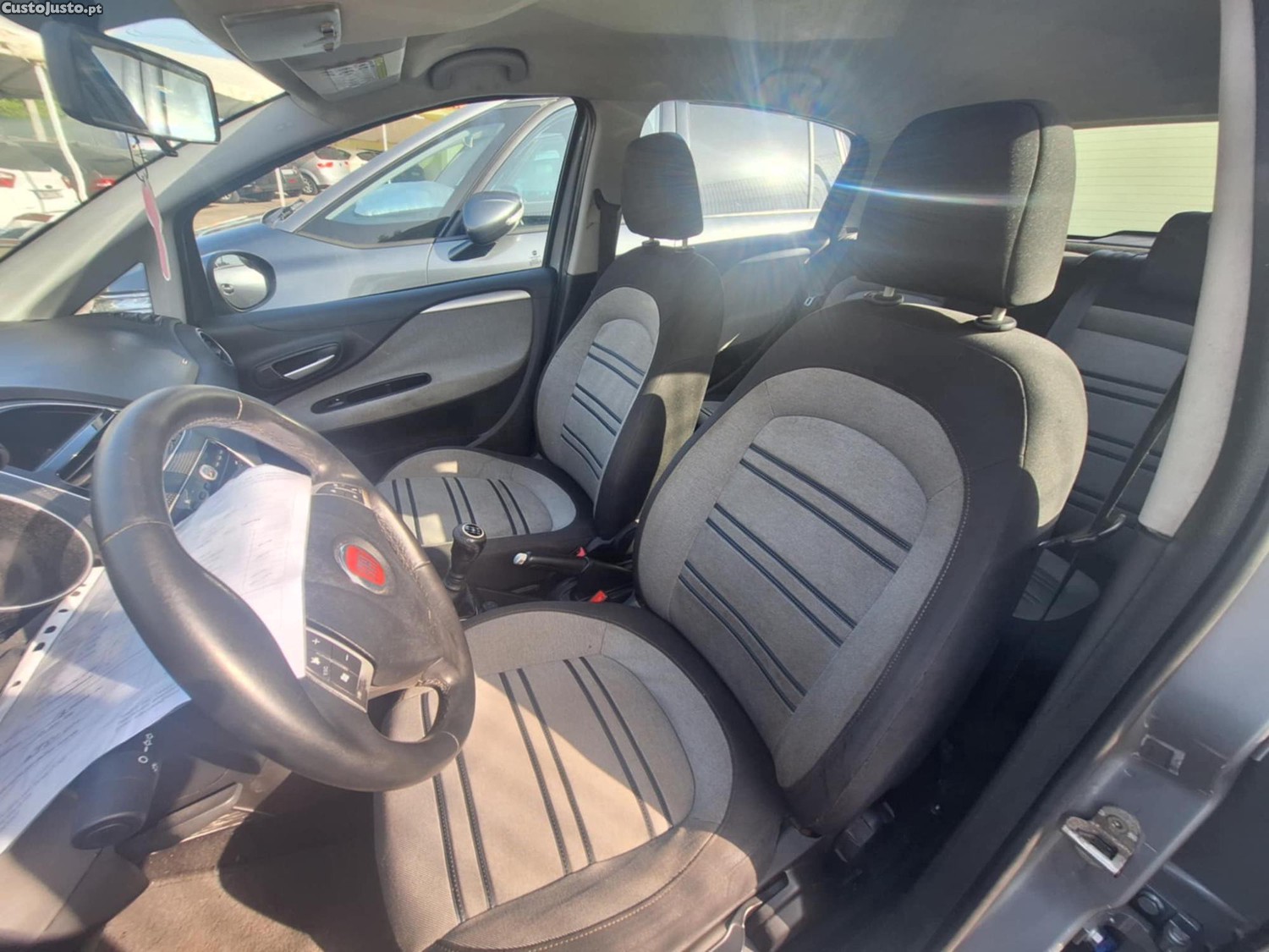 Fiat Punto 1.3 Evo - 11 — photo 2