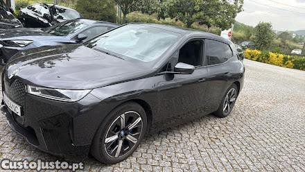 BMW iX xDrive 40 Pack Desportivo - 22 — photo 2