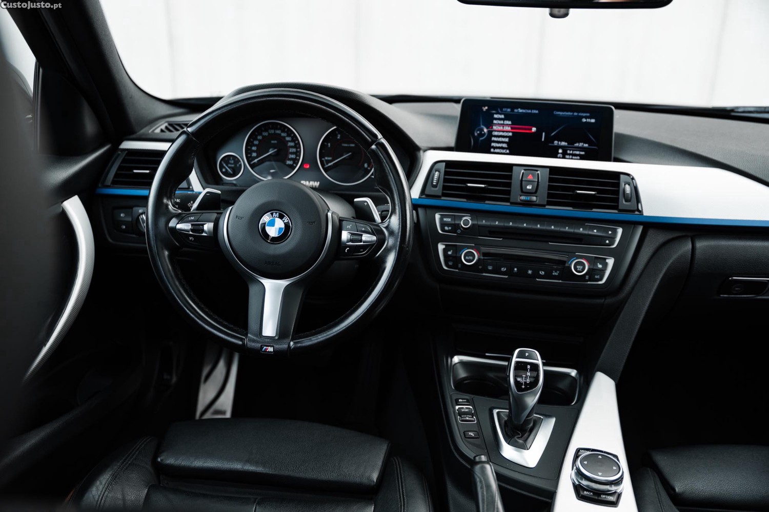 BMW 320 D Pack M xDrive - 15 — photo 5