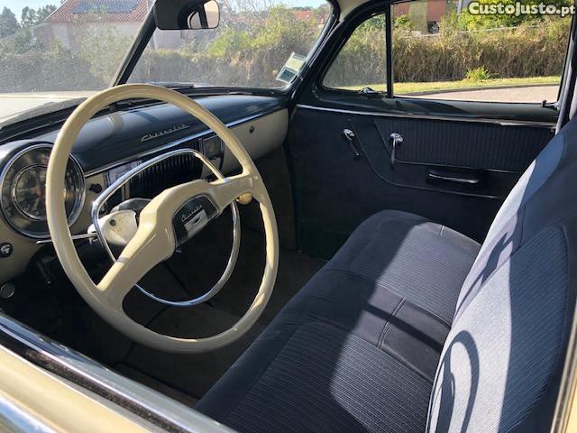 Chevrolet  Fleetline Deluxe — photo 3
