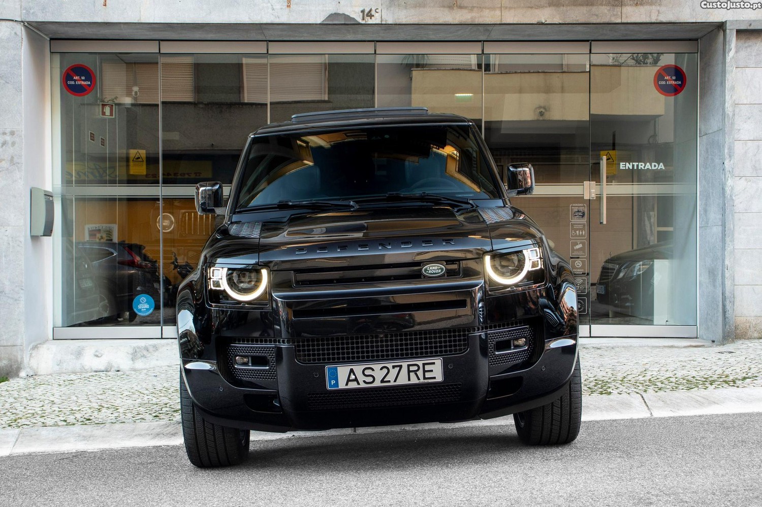 Land Rover Defender 5.0 V8 Defender 007 - 22 foto 2