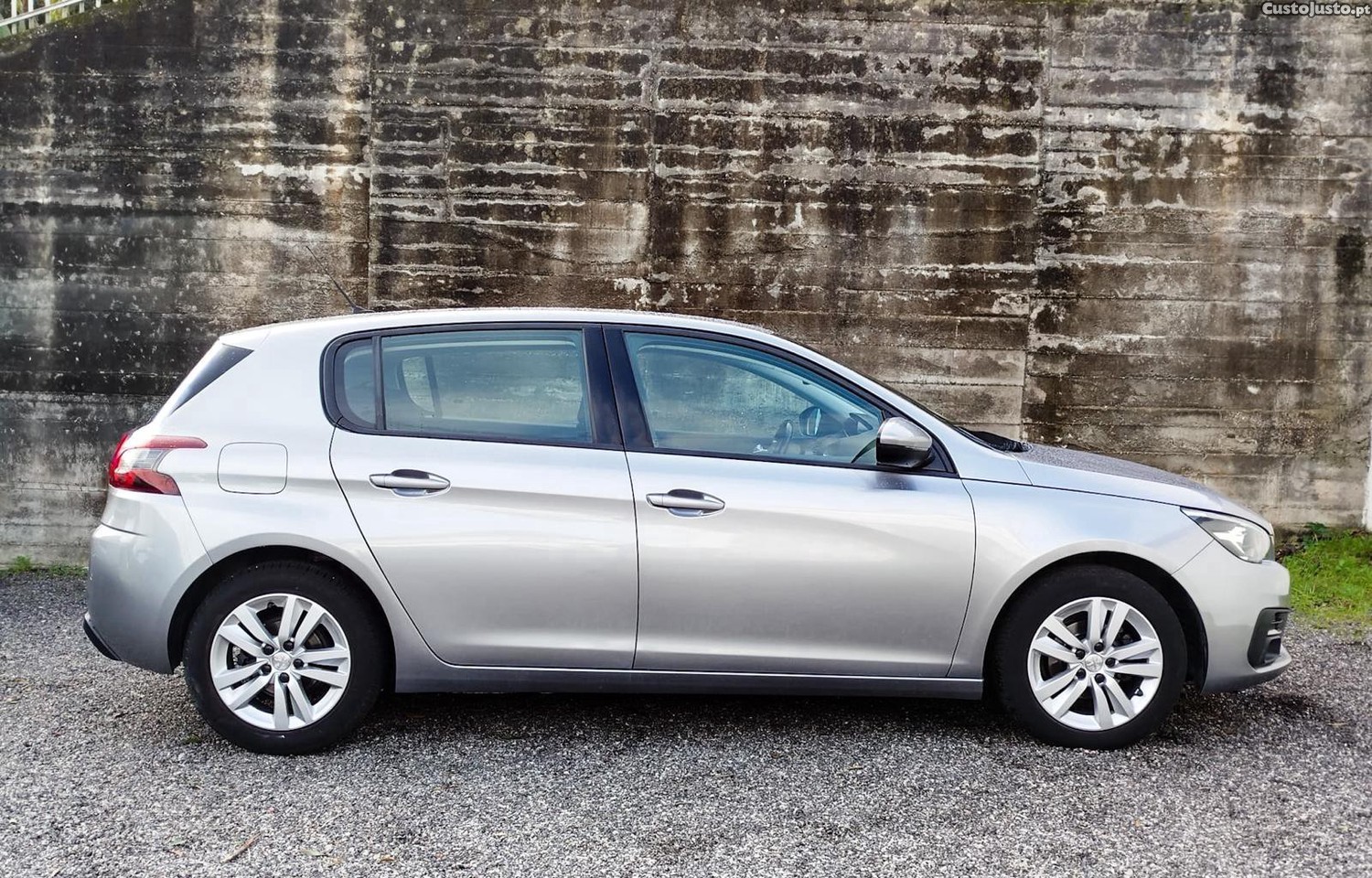 Peugeot 308 PureTech 110 Active Pack — fotografia 16