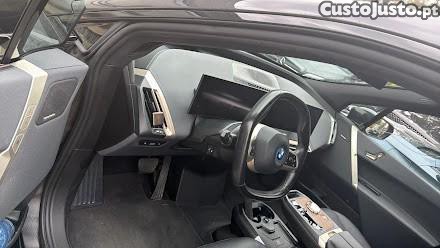 BMW iX xDrive 40 Pack Desportivo - 22 — photo 4