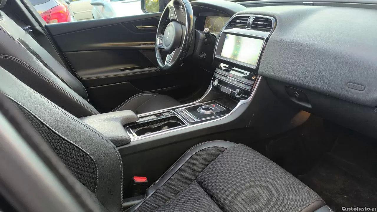 Jaguar XE 20d aut r  sport ingenium edition — photo 5