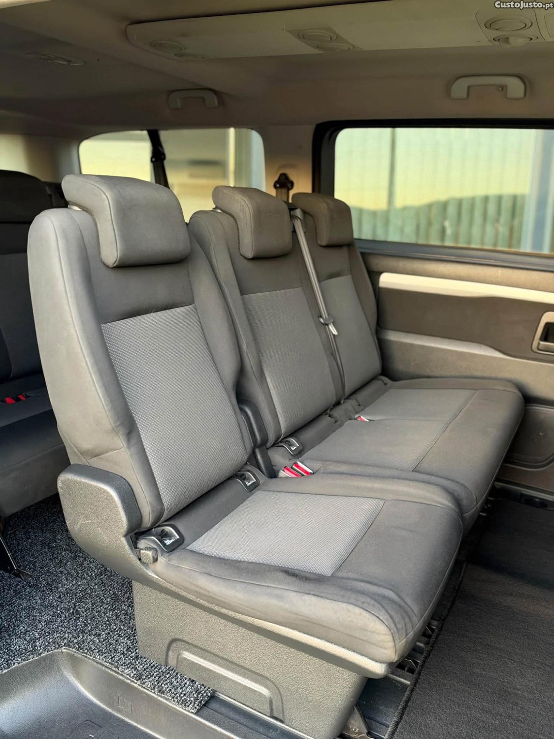 Peugeot Expert 9 Lugares 1.5 BlueHdi - 19 — photo 5