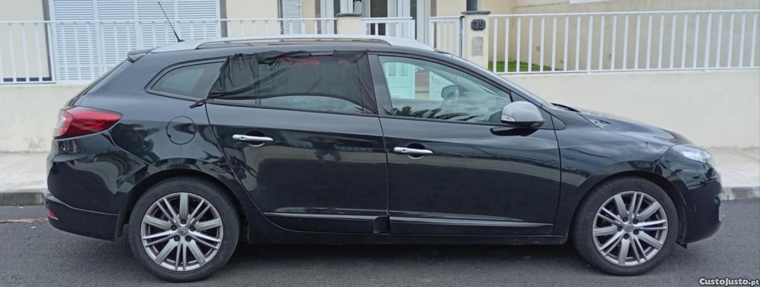 Renault Mégane 1.5 DCI Sport Tourer - 14 foto 4