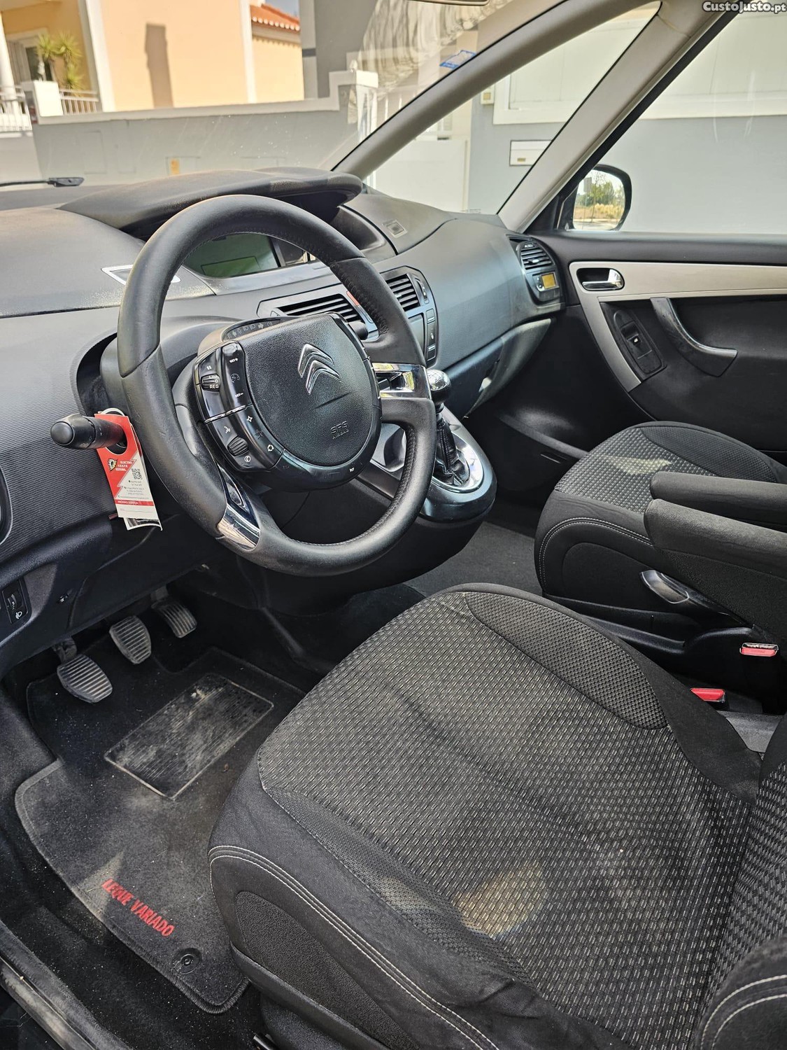 Citroën C4 Picasso Sport — photo 3