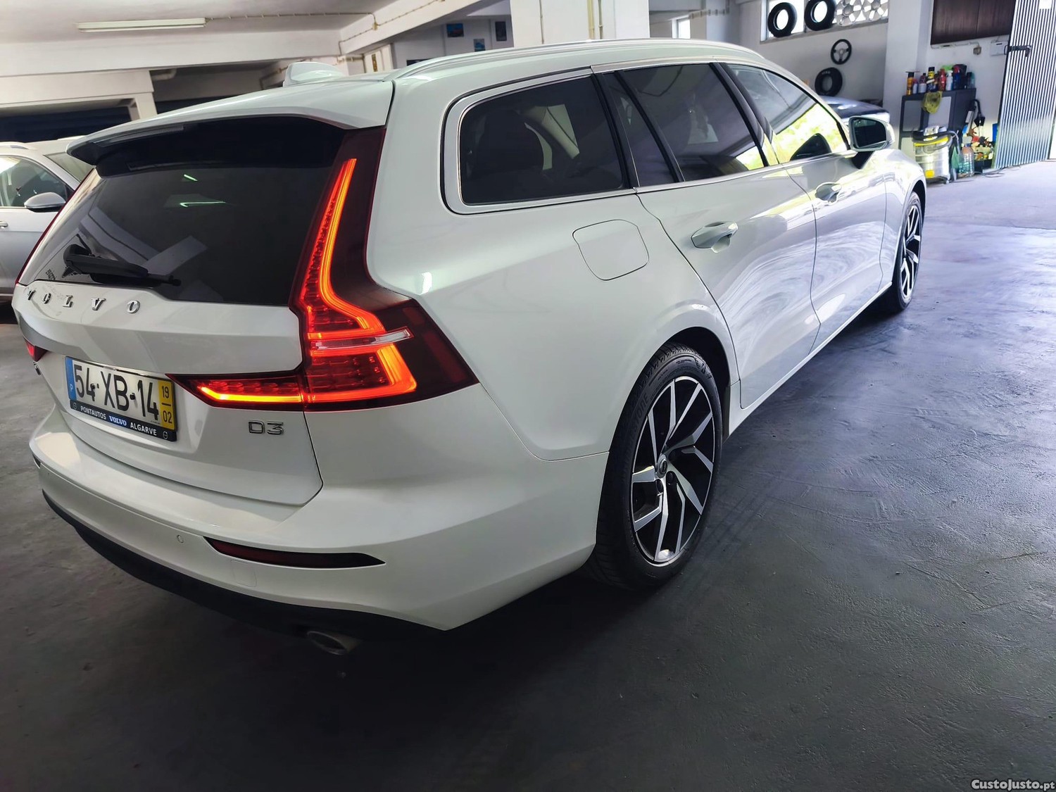 Volvo V60 D3 Geartronic  - 19 — photo 3