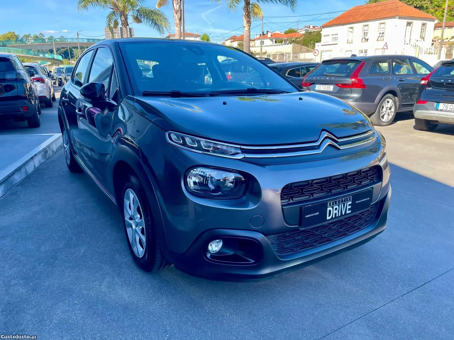 Citroën C3 1.2 PureTech Attraction — photo 3