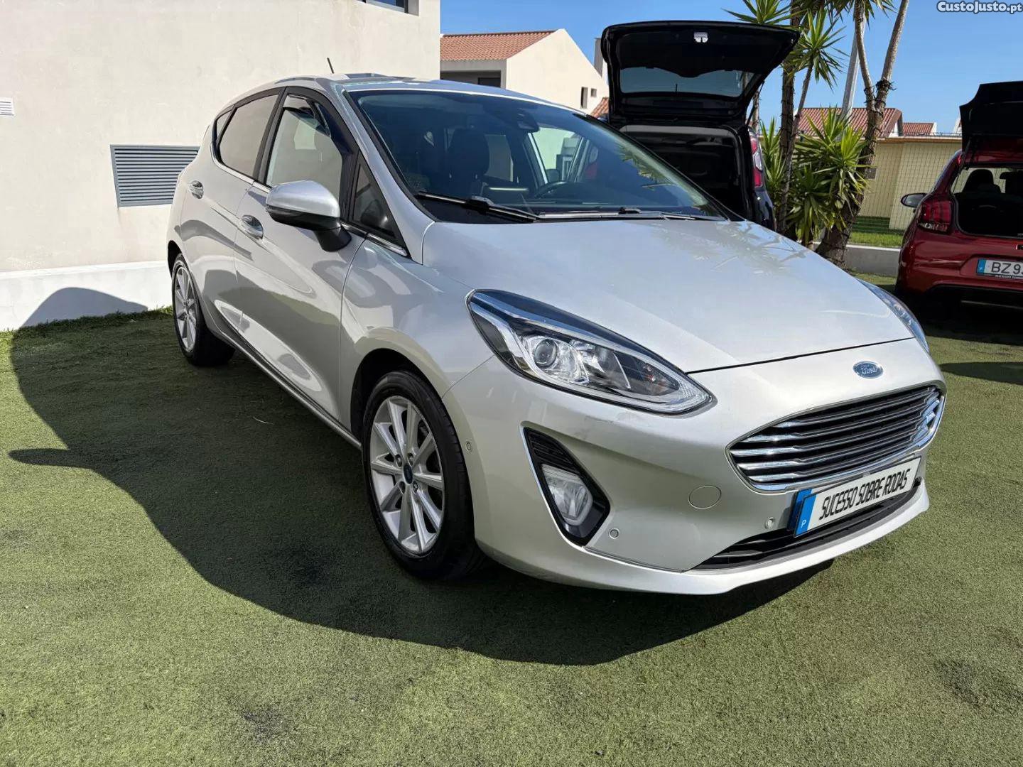 Ford Fiesta 1.0 t ecoboost titanium - 17 — photo 3