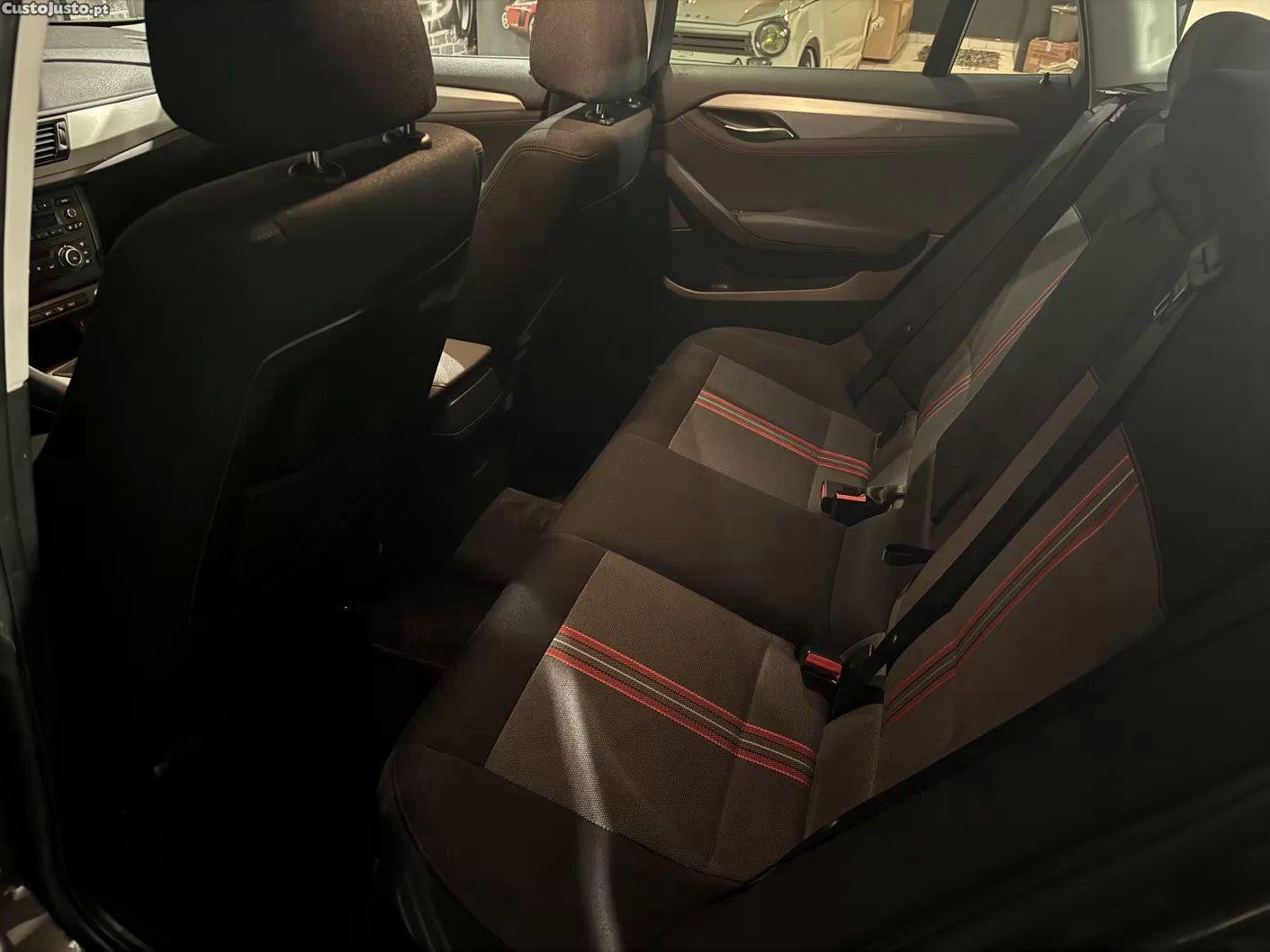 BMW X1 18 d xdrive line sport — fotografia 7