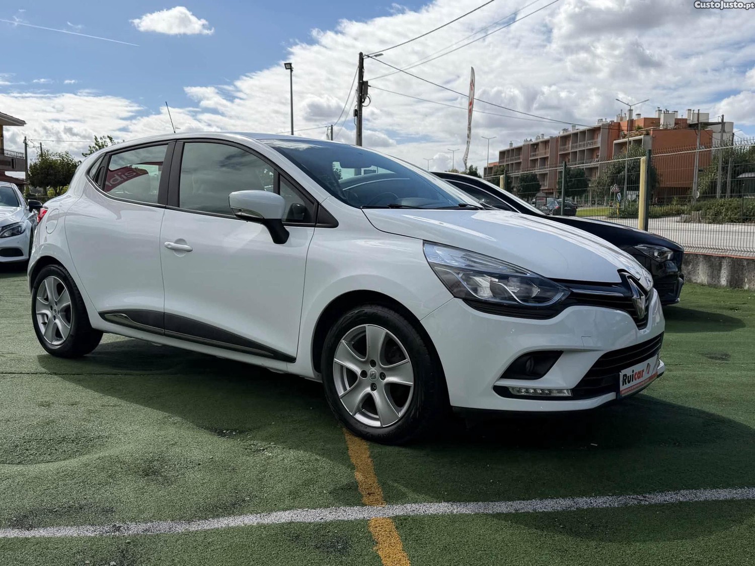 Renault Clio 1.5 Dci Limited - 17 — photo 3