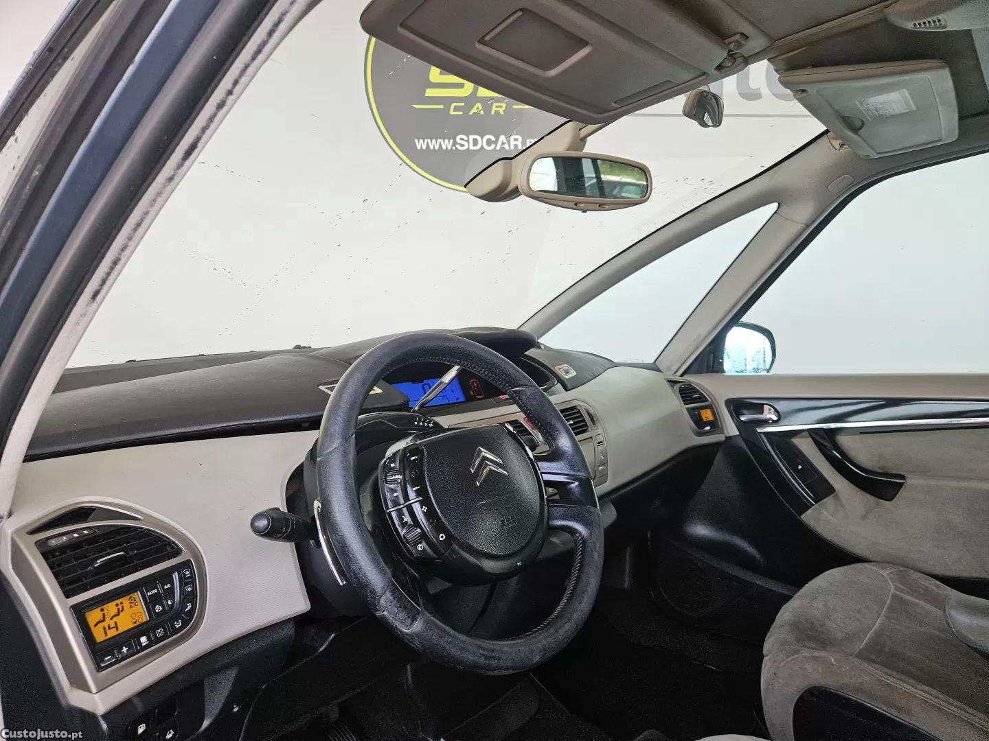 Citroën C4 Grand Picasso 1.6 hdi exclusive - 07 — photo 5