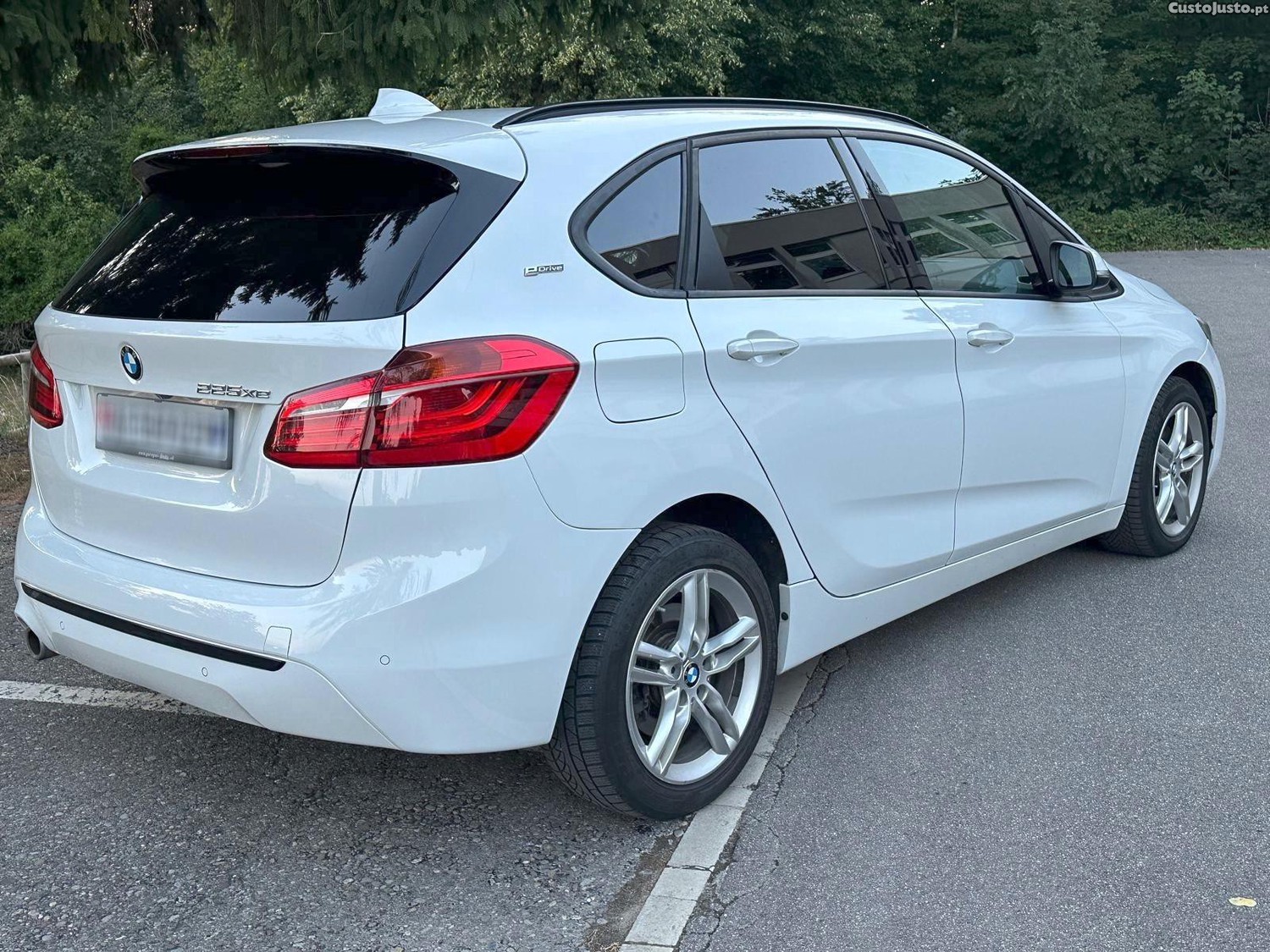 BMW 225 Active Tourer XE AT - 18 — photo 2