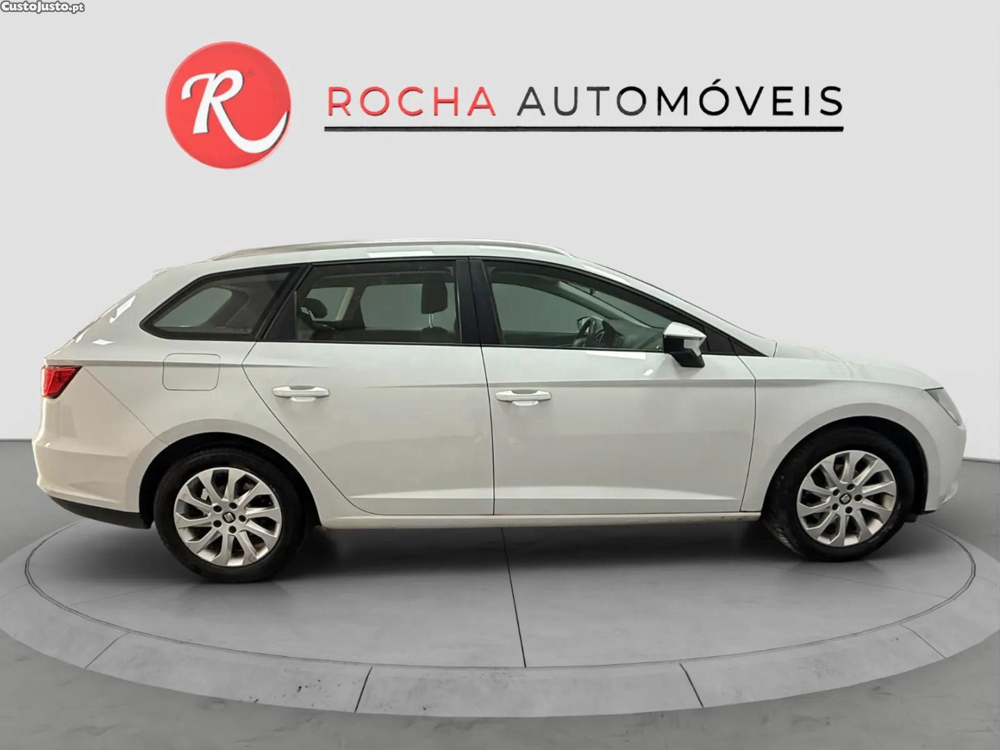 Seat Leon 1.6 TDI Reference Ecomotive - 14 — photo 4