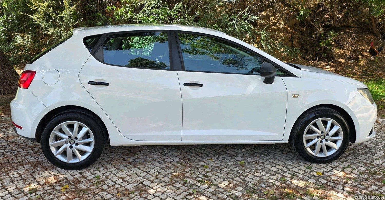 Seat Ibiza 1.0 style 118  mil Quilómetros, 2016 - 16 — photo 4