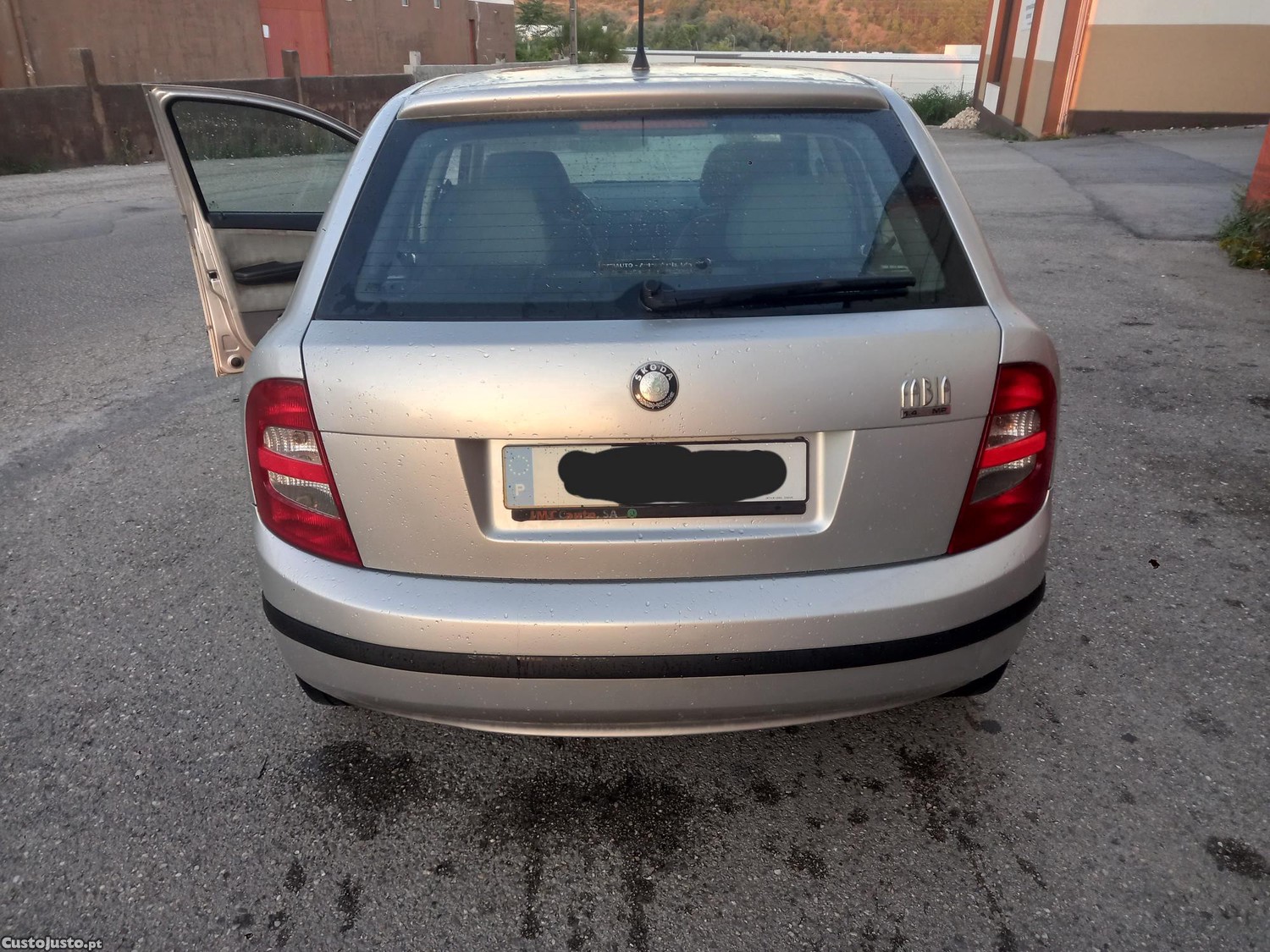 Skoda Fabia 1.4 mpi — fotografia 2