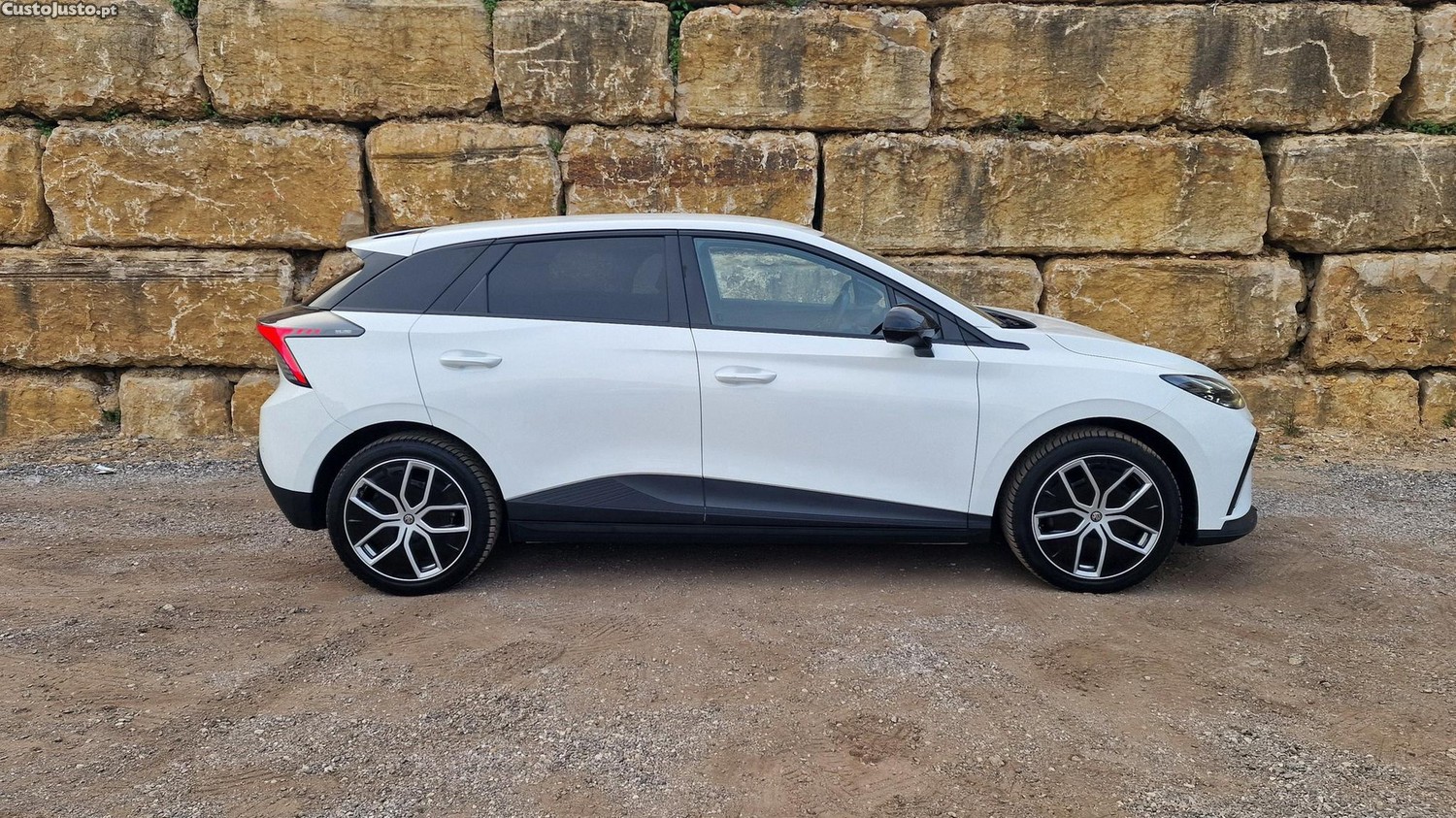 MG  64 kWh Luxury - 24 — photo 5