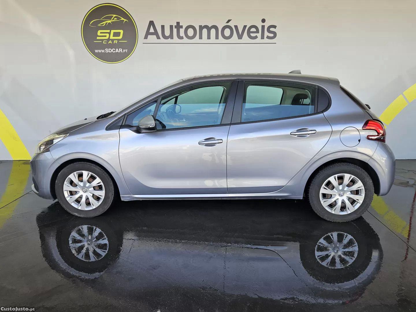 Peugeot 208 1.5 bluehdi active — photo 2