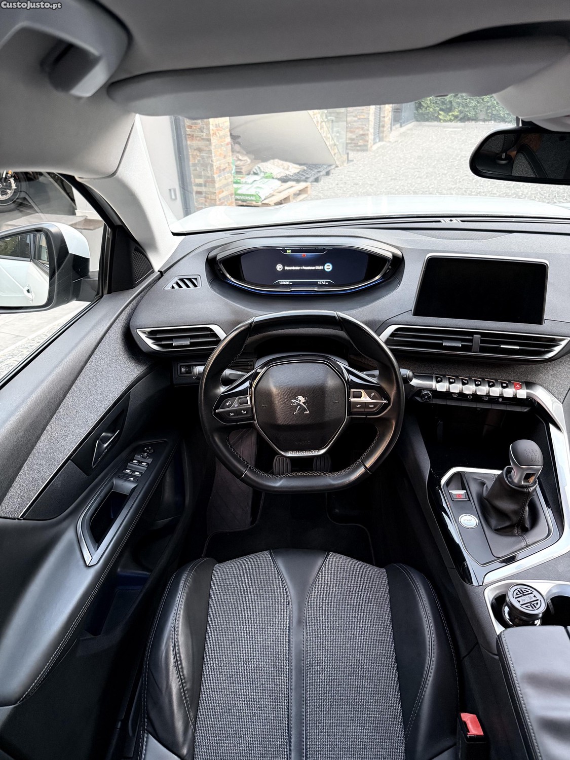 Peugeot 3008 PureTech 130 Stop & Start GPF Allure Pack — fotografia 4