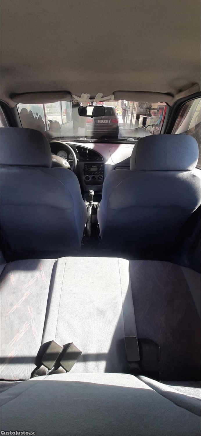Ford Fiesta 1.3 a GASOLINA — photo 5