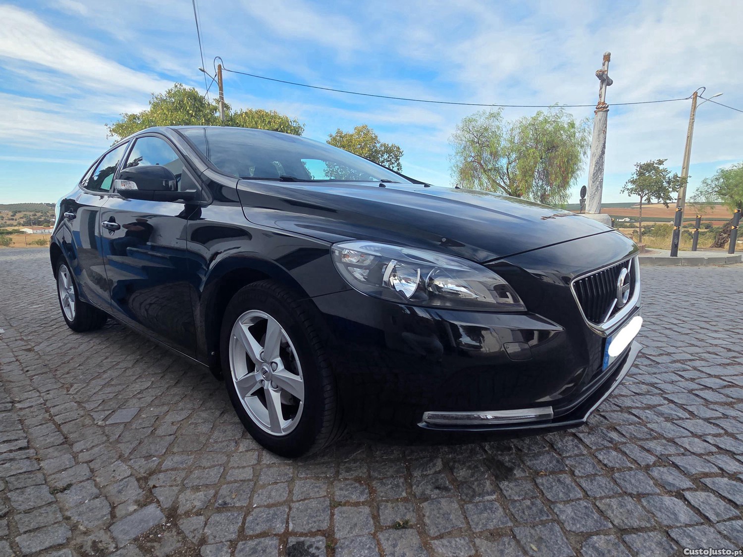 Volvo V40 D2 2.0 Diesel — photo 2