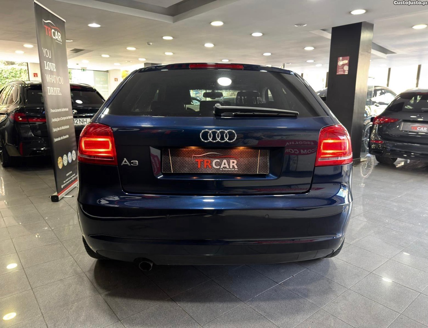 Audi A3 1.6 TDi Sport - 10 — photo 4