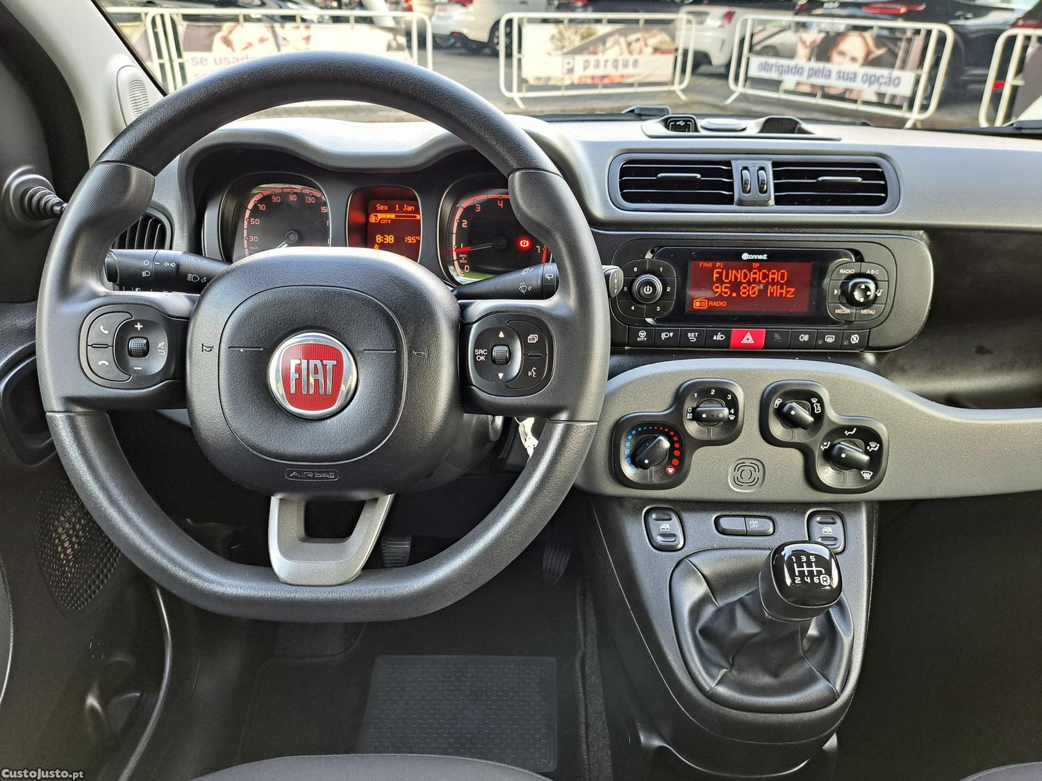 Fiat Panda 1.0 hybrid City Life — fotografia 13