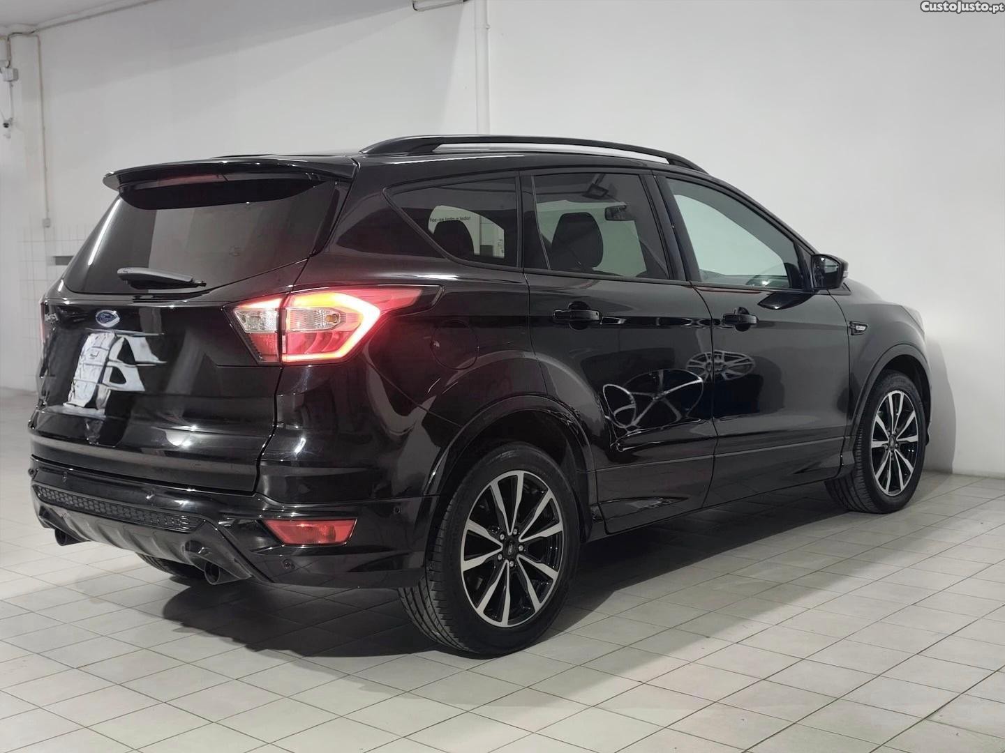 Ford Kuga ST Line - 18 — photo 2