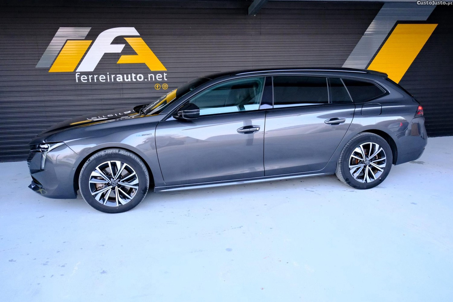 Peugeot 508 SW 1.6 Hybrid Allure e-EAT8 — fotografia 22