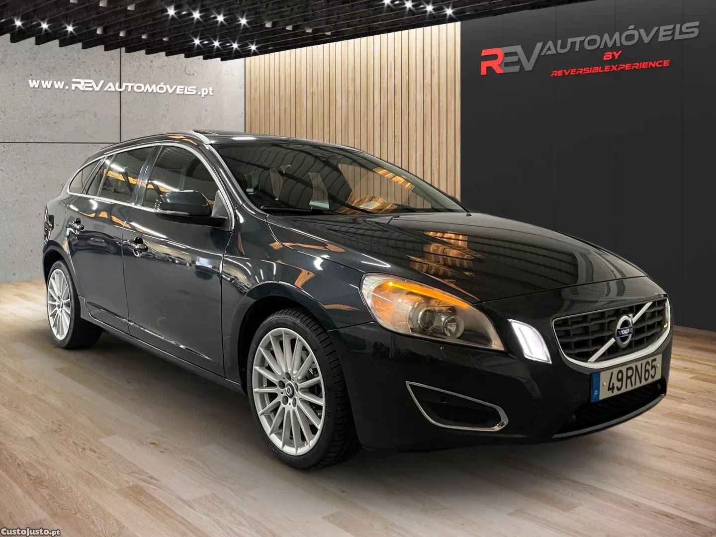 Volvo V60 1.6 d2 summum eco - 11 — photo 2
