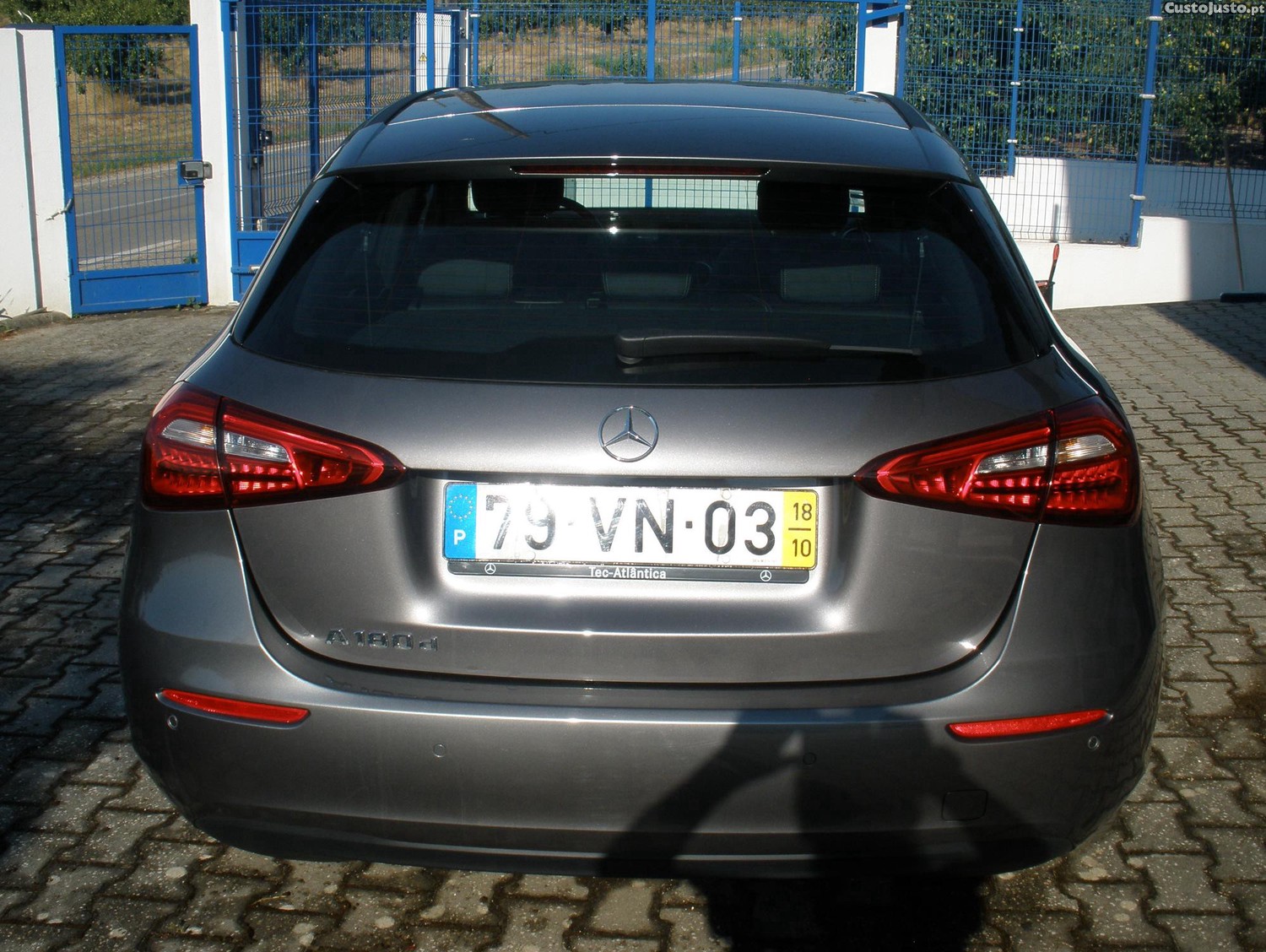 Mercedes-Benz A 180 Como novo — fotografia 5