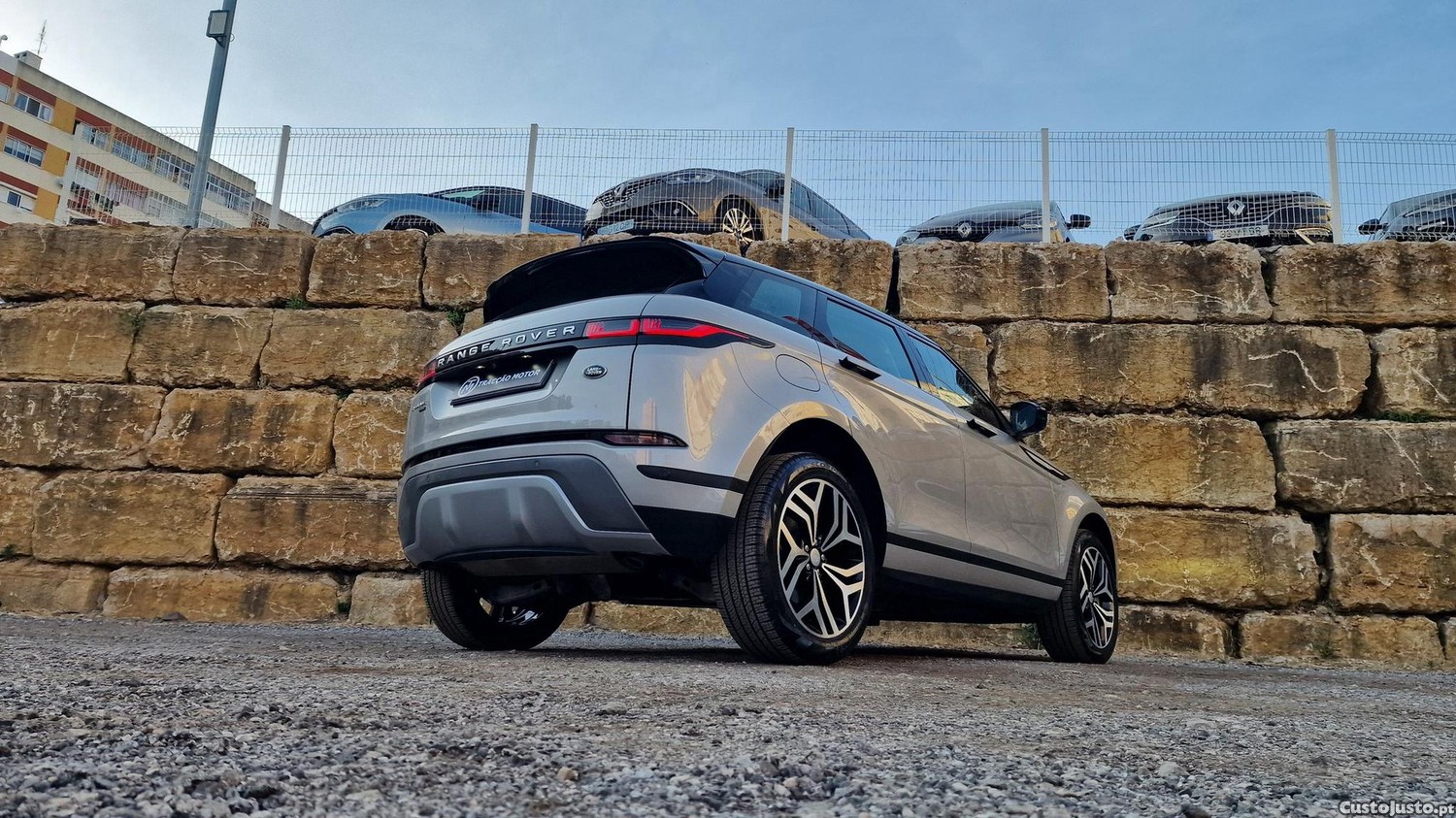 Land Rover Evoque 1.5 P300e AWD Nolita Edition Auto — fotografia 23
