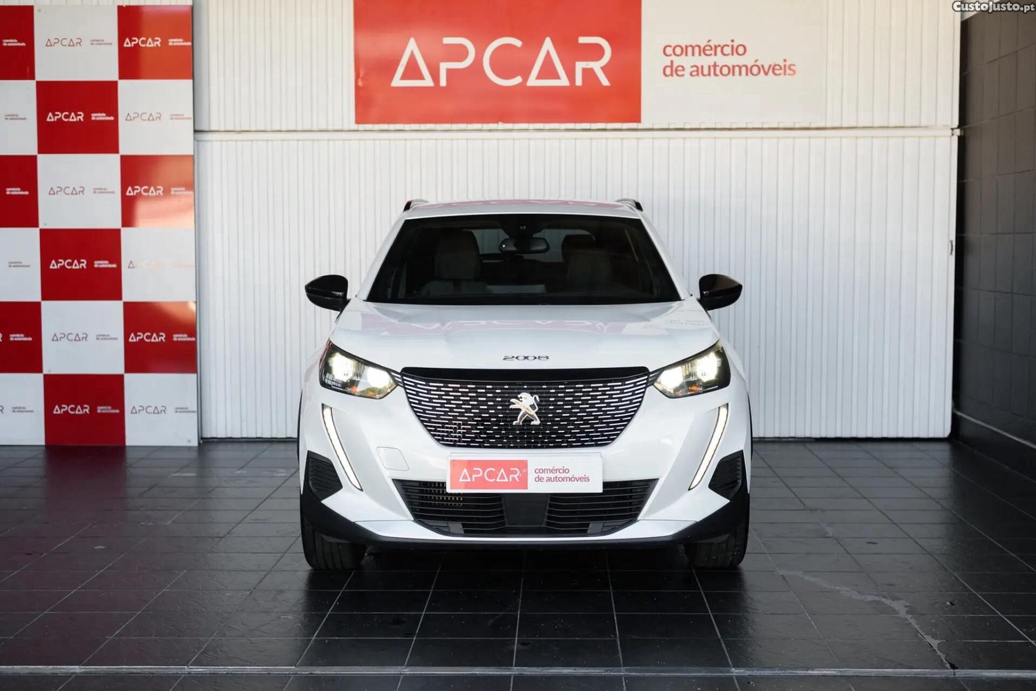 Peugeot 2008 1.2 PureTech Allure EAT8 - 23 — photo 2