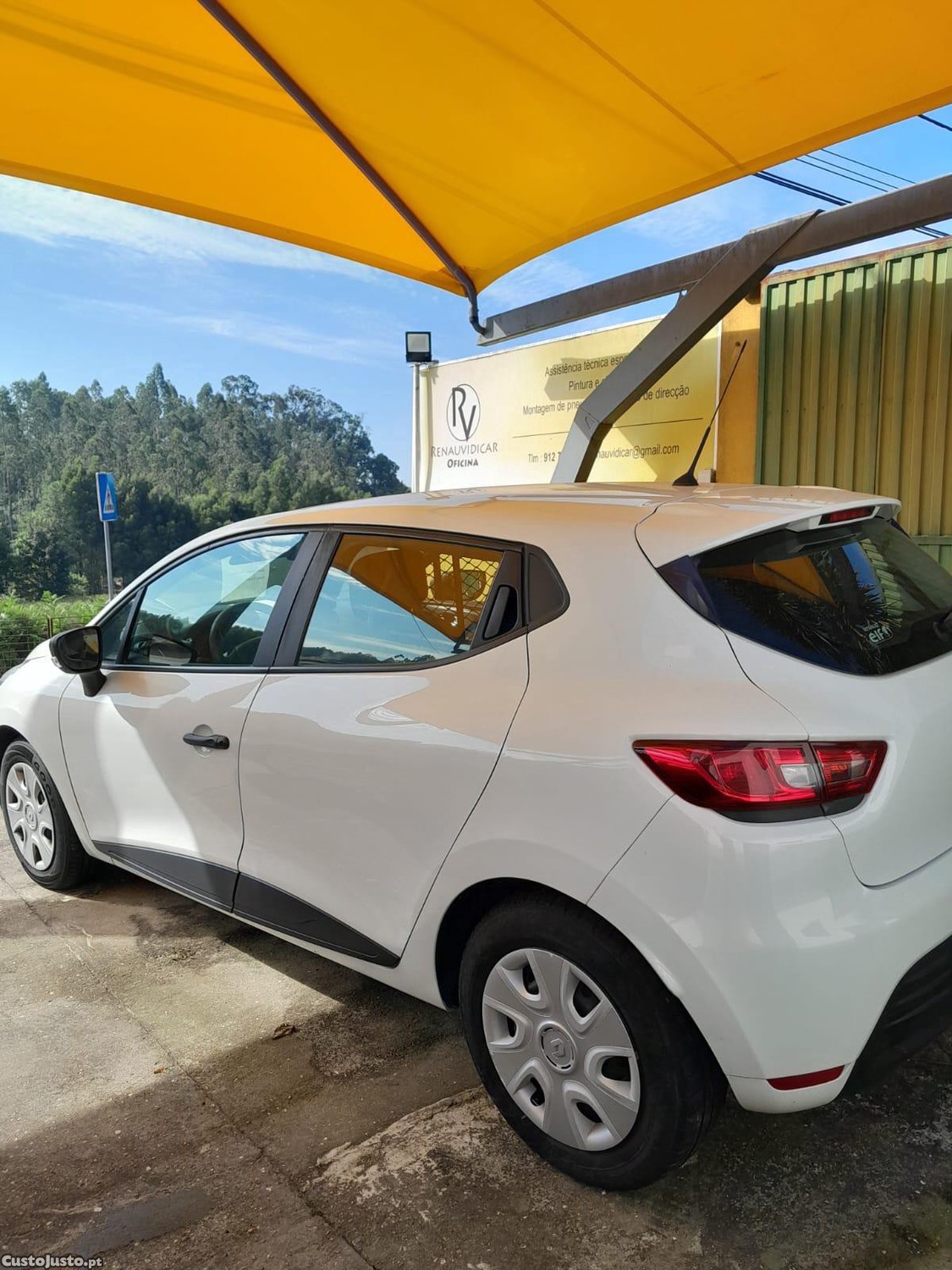 Renault Clio 1.5 DCI - 18 foto 3
