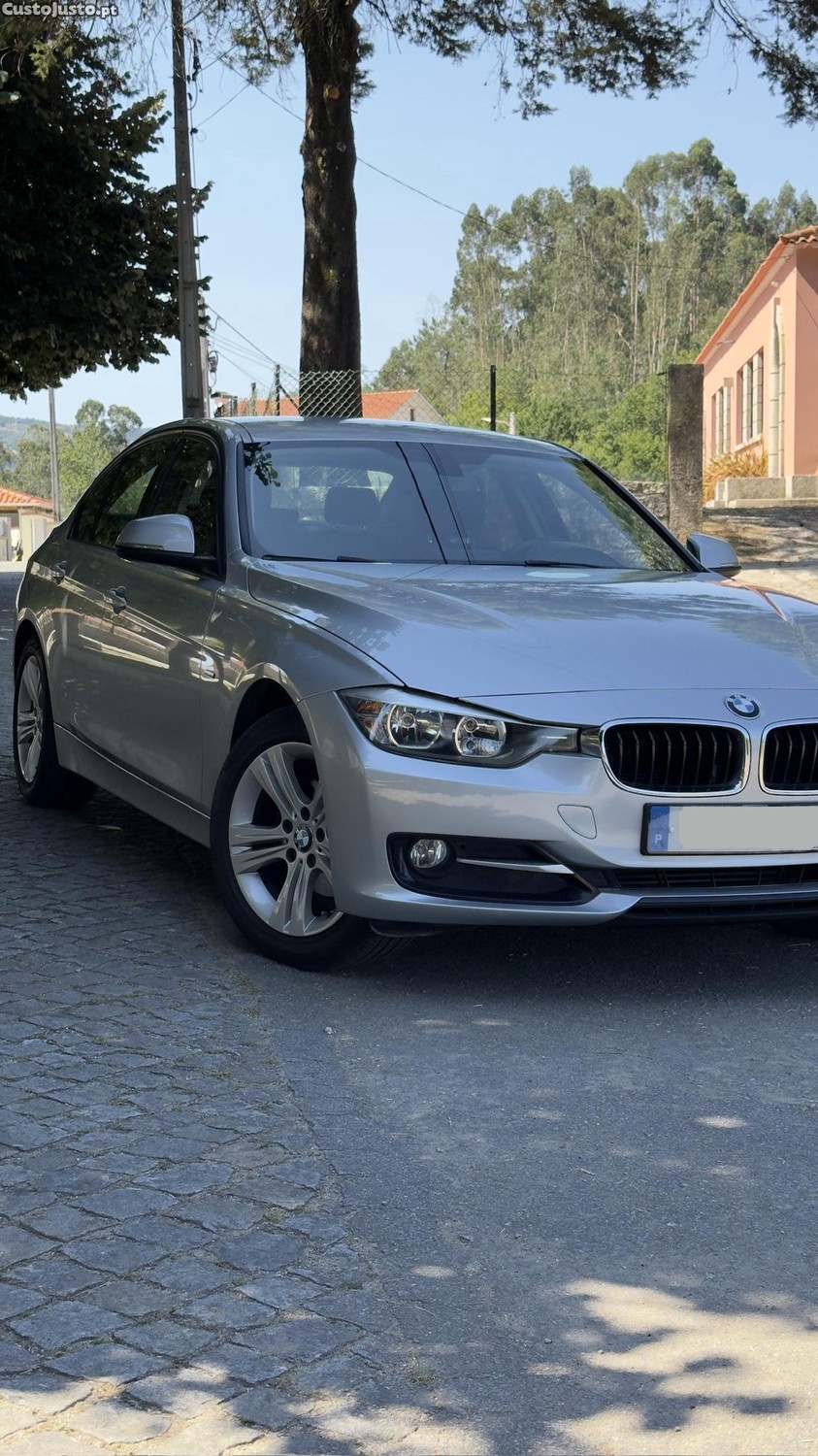 BMW 318 D SportLine — fotografia 11