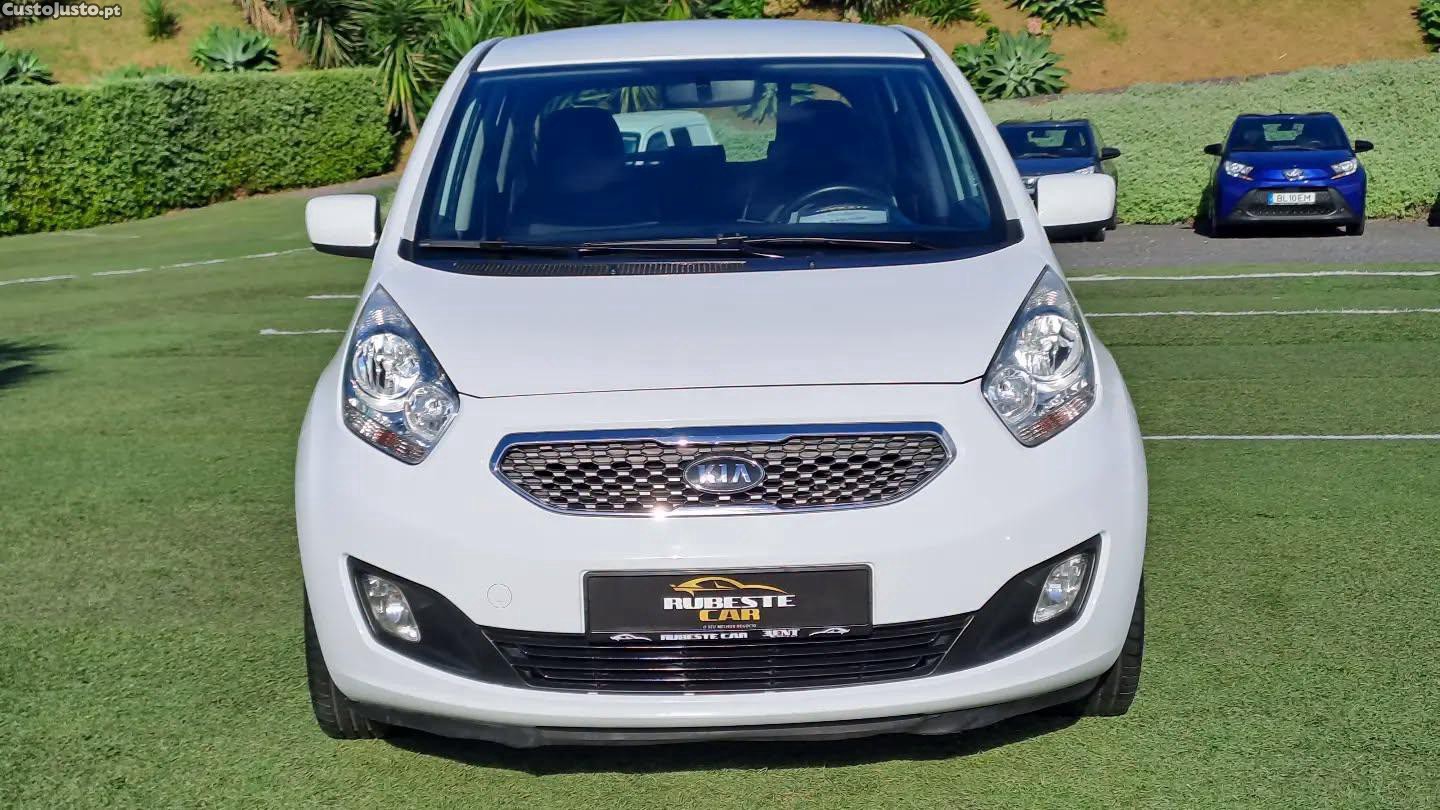 Kia Venga 1.4 CRDI ECO DYNAMICS 78CV DIESEL 2011 - 11 — photo 2