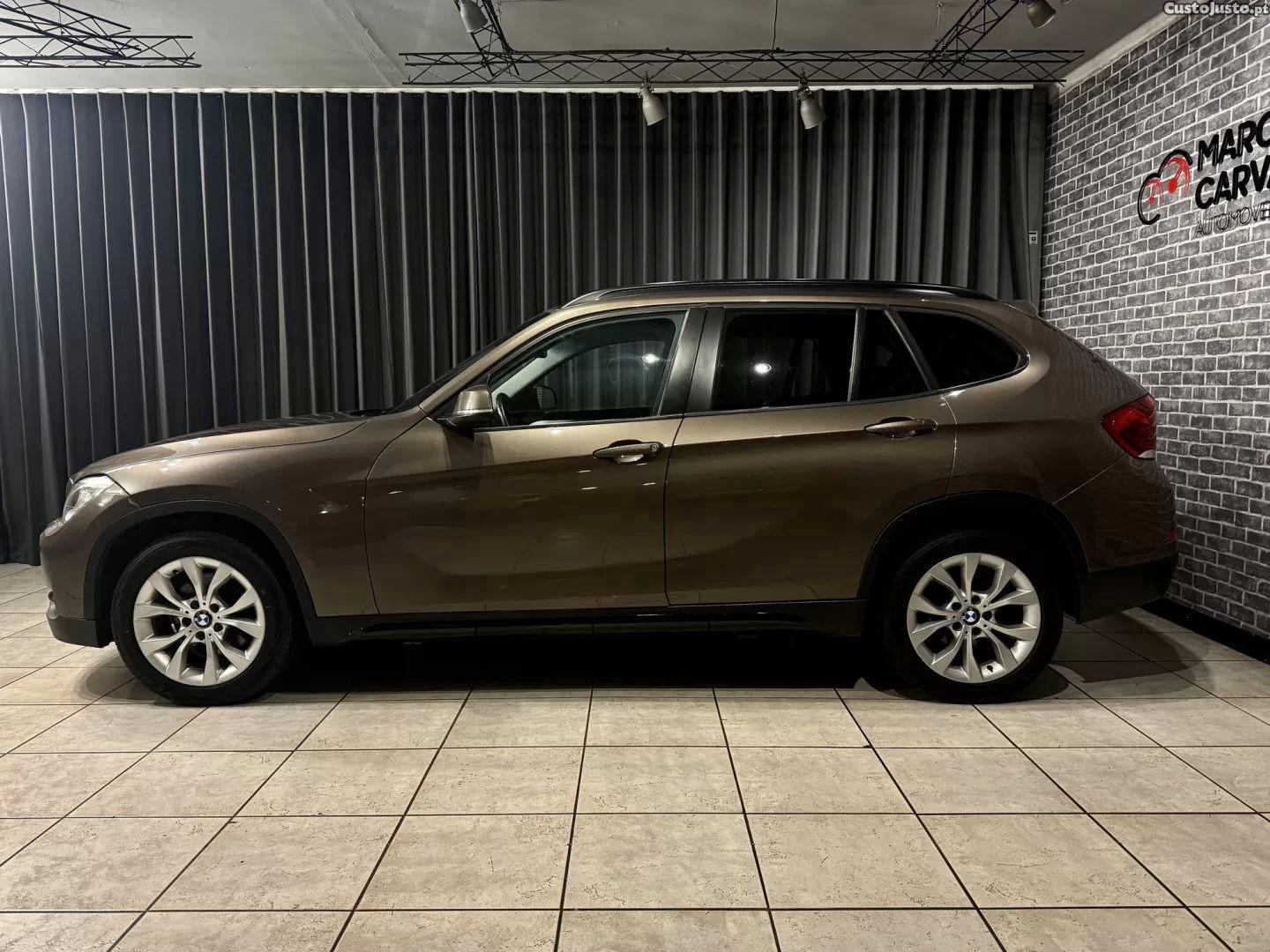 BMW X1 18 d xdrive line sport — fotografia 14