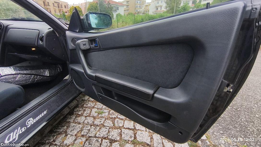 Alfa Romeo GTV 1.8 ts — fotografia 2