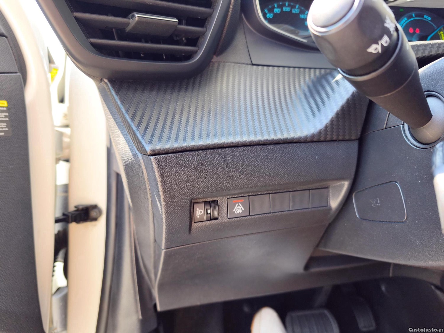 Peugeot e-208 50kwh 136cv Nacional IVA DEDUTIVEL — fotografia 4