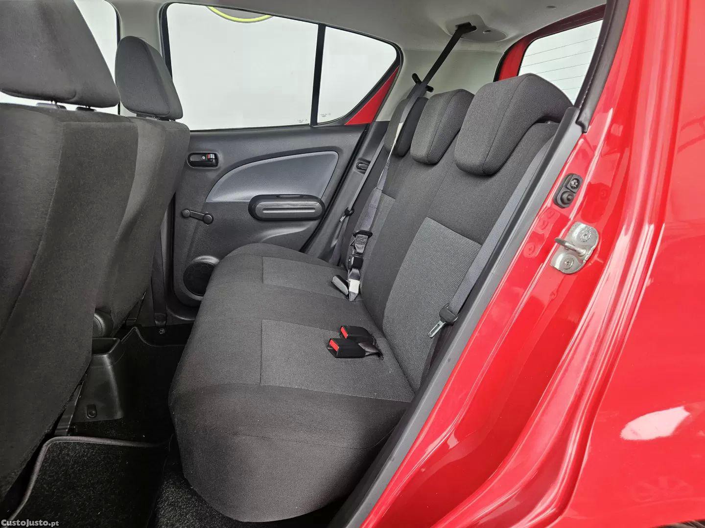 Opel Agila 1.0 12v - 08 — photo 4