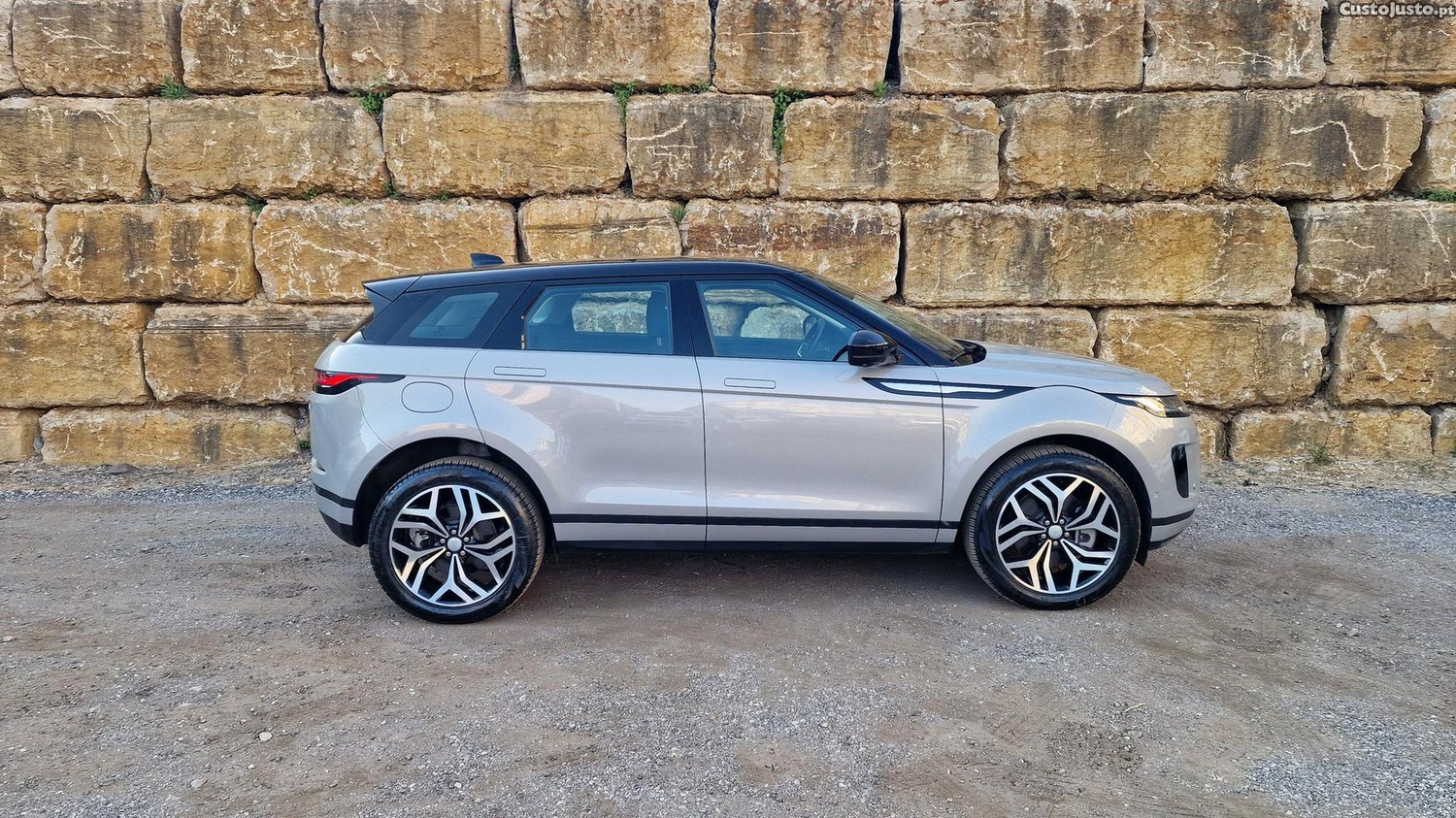 Land Rover Evoque 1.5 P300e AWD Nolita Edition Auto — fotografia 25
