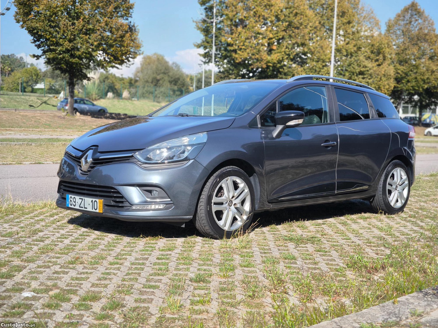 Renault Clio 1.5 Sport Tourer - 18 — photo 5