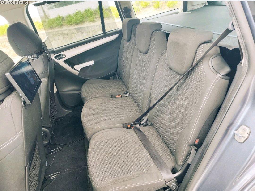 Citroën C4 Grand Picasso 1.6HDi — fotografia 3