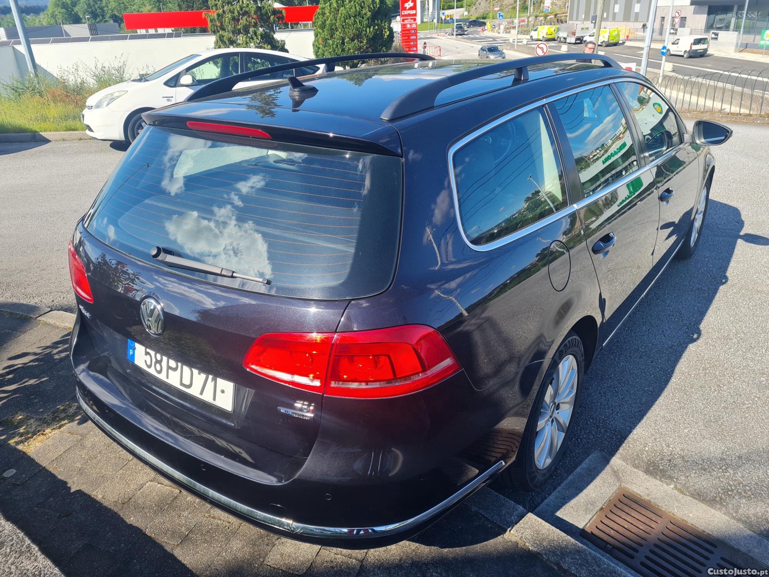 VW Passat 1.6 Tdi Variant — photo 3