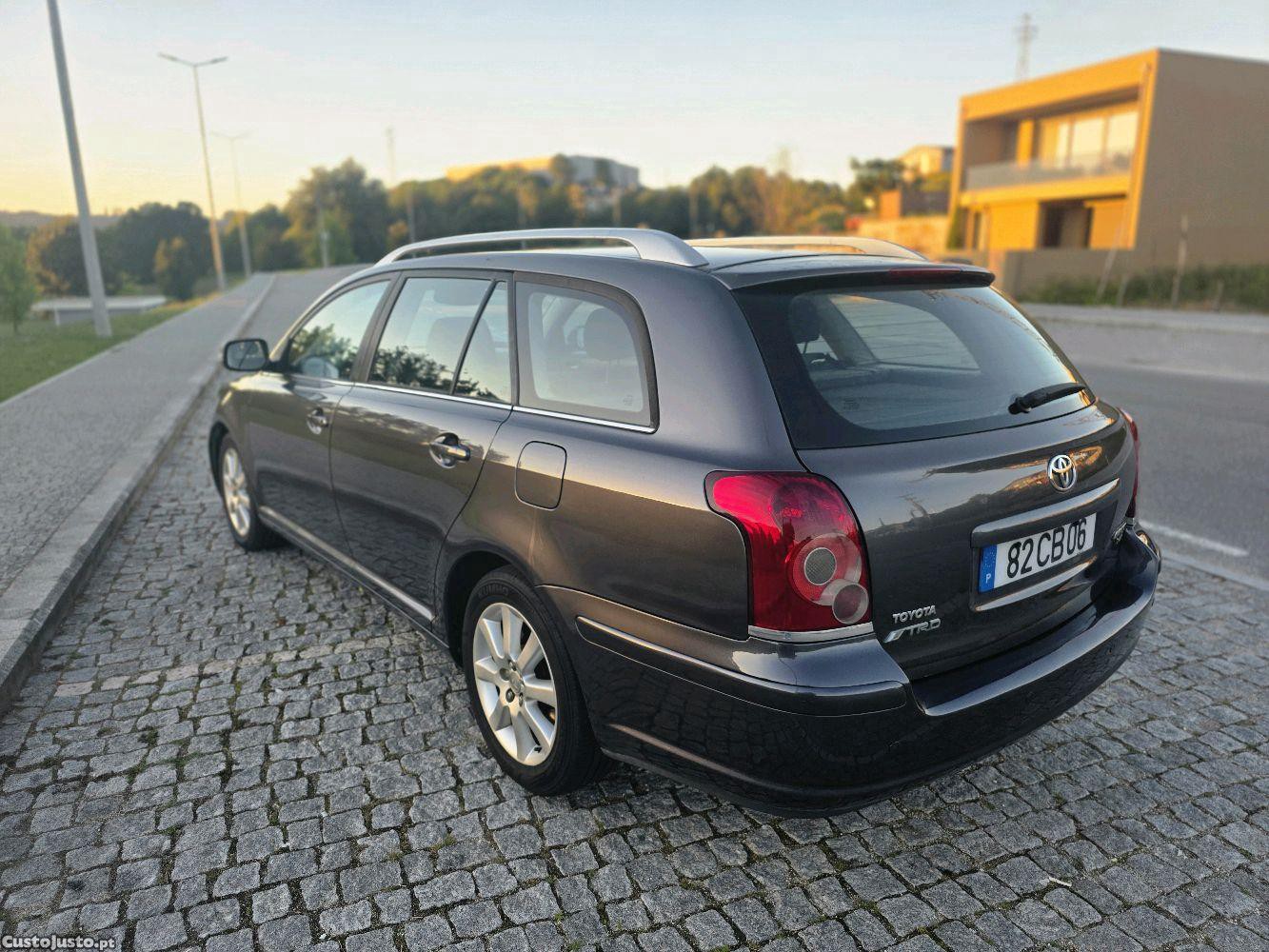 Toyota Avensis 2.0 D4D Bom Estado - 06 — photo 5