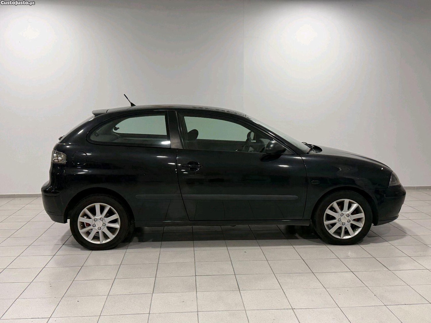 Seat Ibiza 1.9 tdi 100cv — photo 3