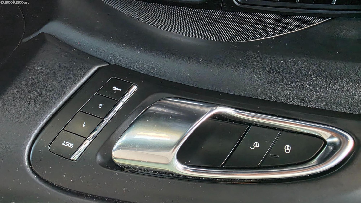 Porsche Cayenne S E-Hybrid — fotografia 5