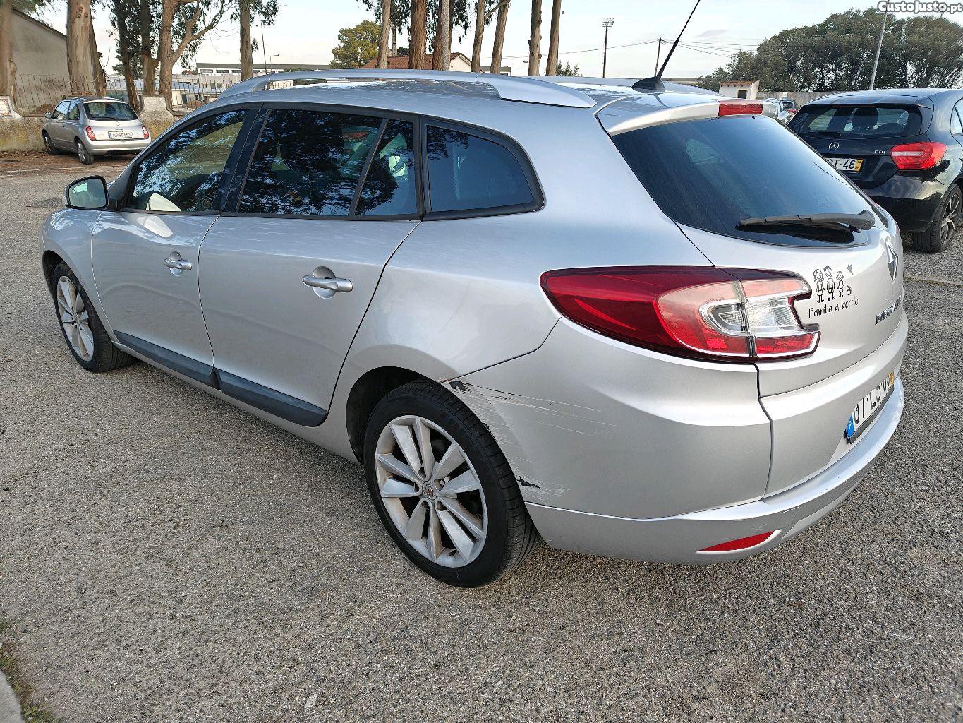 Renault Mégane Dynamic S - 11 foto 4