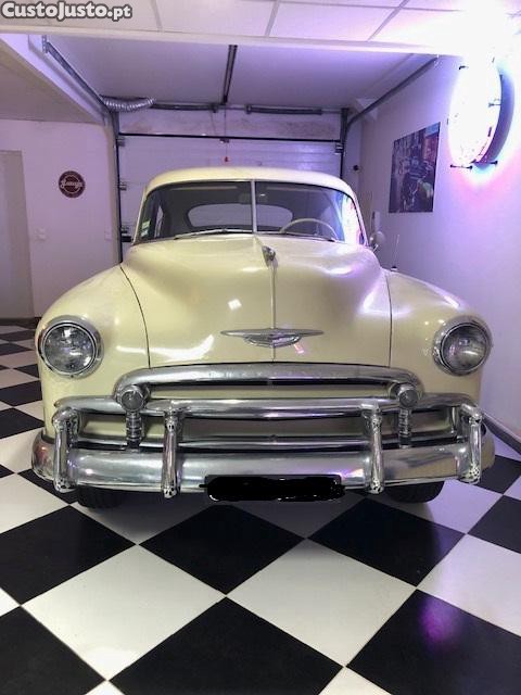 Chevrolet  Fleetline Deluxe — photo 2